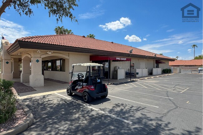 Building Photo - 1Bed/2Bath Furnished House in 55+ Age-Restricted Community in East Mesa!