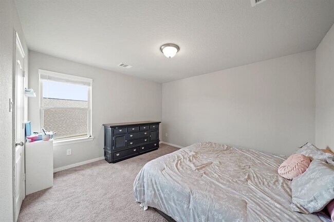 Building Photo - 7410 Arabian Moon Trail