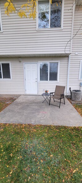 Building Photo - 545 W 600 N