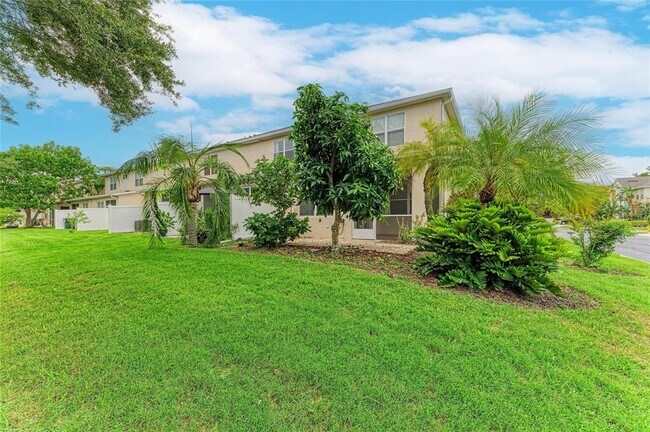 Building Photo - 3931 Yellowstone Cir