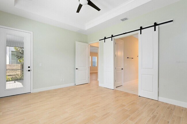 Building Photo - 8828 Sperry St