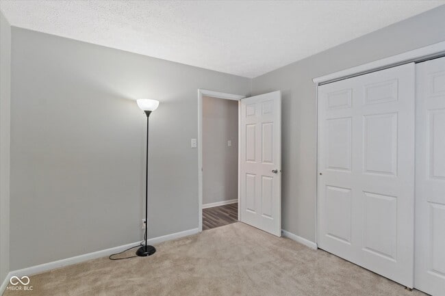 Building Photo - 519 Colbarn Ct