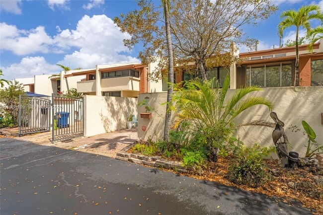 Building Photo - 7825 SW 103rd Pl