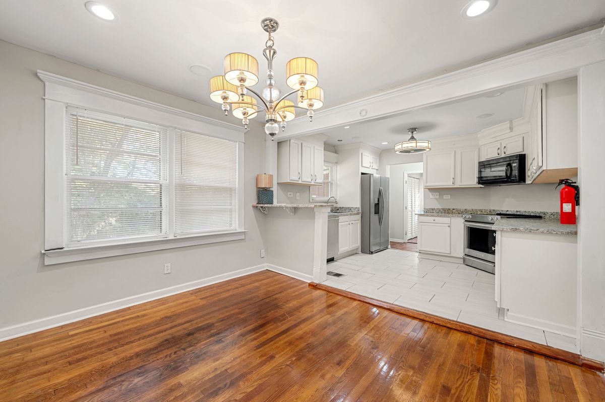 Building Photo - 2229 Beecher Cir SW