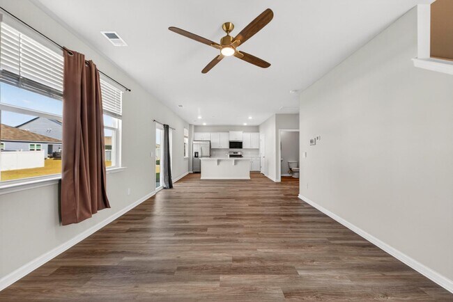 Building Photo - 185 Carolina Grv Blvd