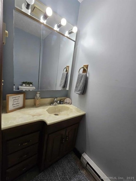 Building Photo - 921 Hamilton Ave