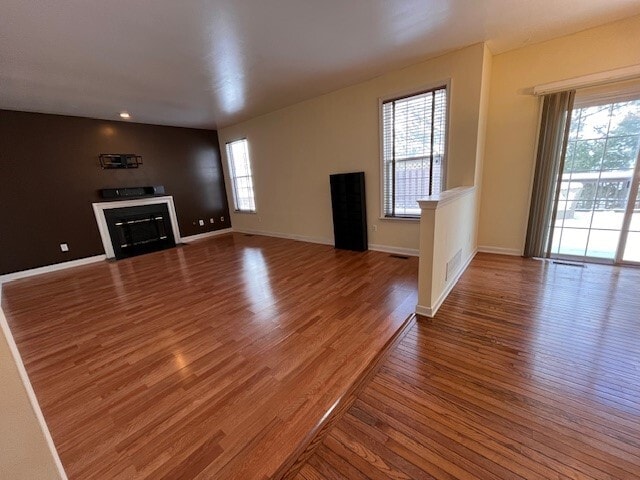 Building Photo - 5842 Tova Cir