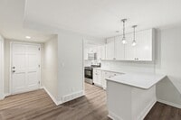 Building Photo - 187 S Eagle Creek Dr