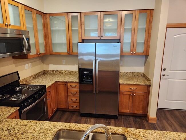 Building Photo - 263 W Bakerview Rd