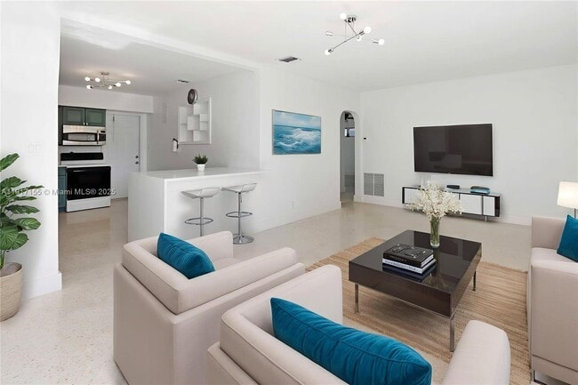 Primary Photo - 39 SE 13th Terrace