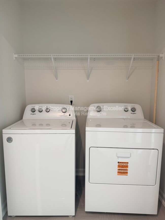 Building Photo - 828 Old Tarboro Rd