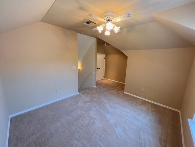 Building Photo - 11800 Kingsridge Terrace