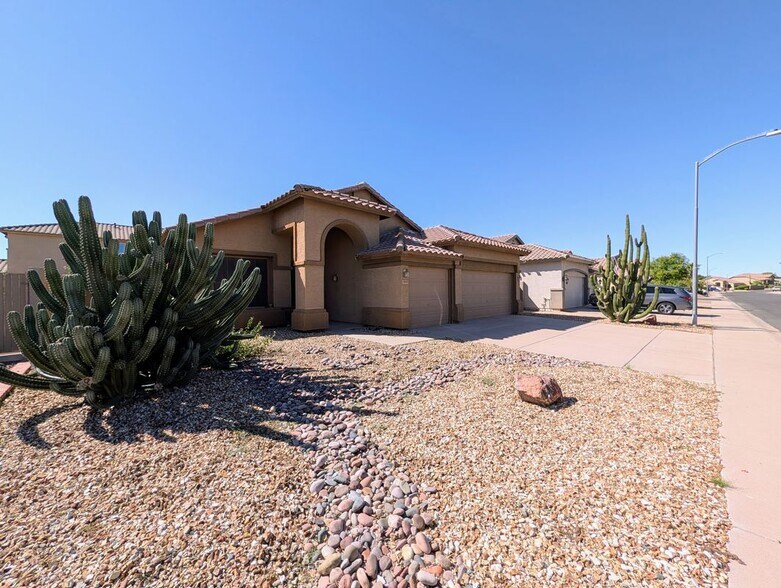 Building Photo - 5959 W Kimberly Way