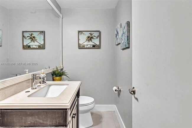 Building Photo - 10301 Panama St