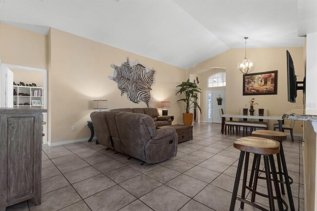 Building Photo - 2438 Brewerton Ln
