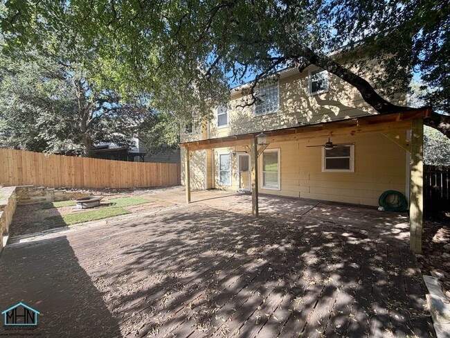 Building Photo - Beautiful and Spacious 2 story 4 Bedroom 2.5 Bath Home Designed for Comfortable Living and Seamle...