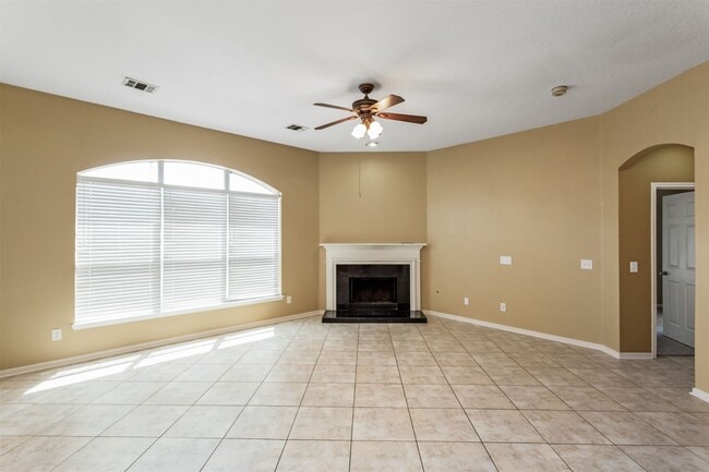 Building Photo - 9818 Mossy Tree Ln