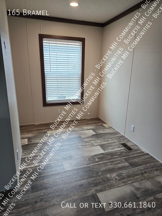 Building Photo - 165 Bramel-