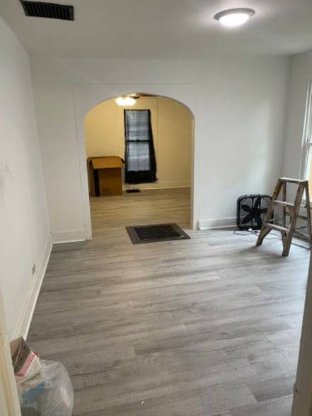 Building Photo - 9 Griffin St