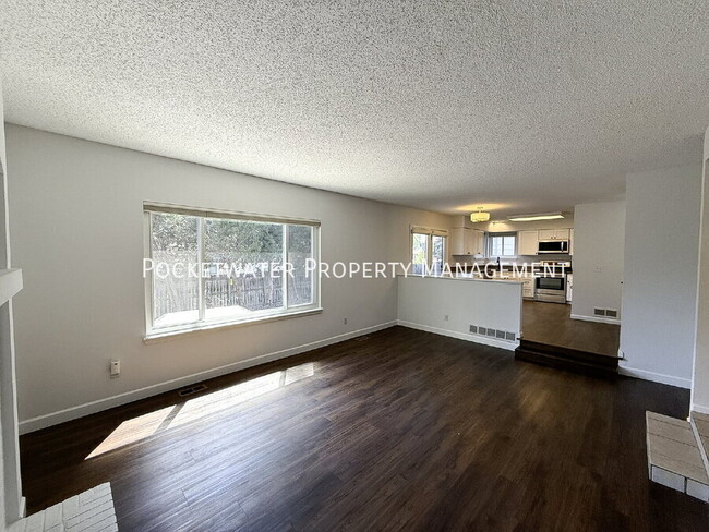Building Photo - 11752 Eaton Ct