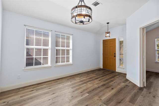 Building Photo - 3309 Willow Springs Dr