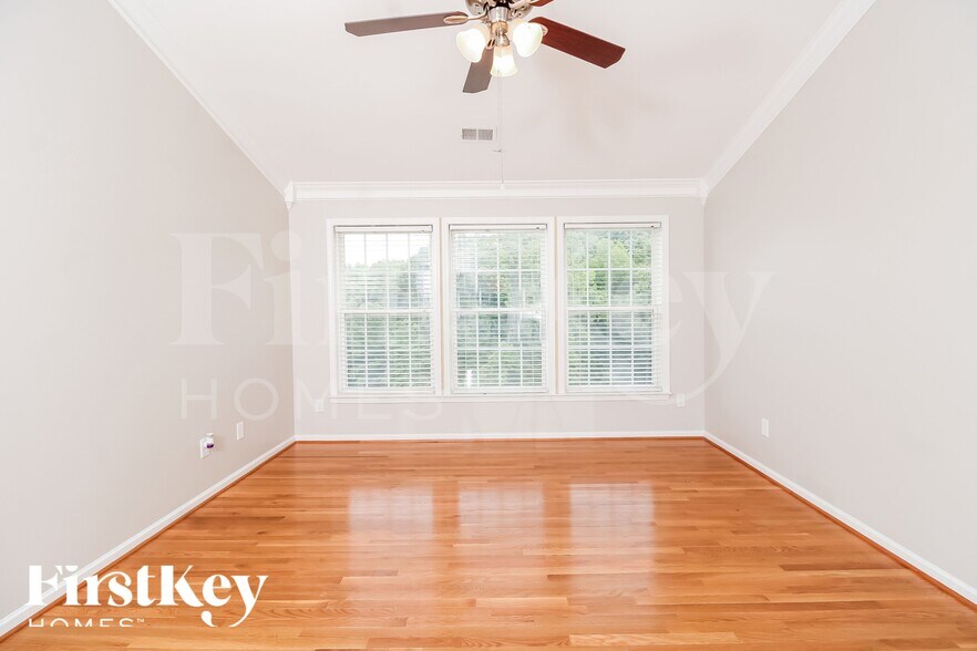 Building Photo - 3312 Cornelia Ct