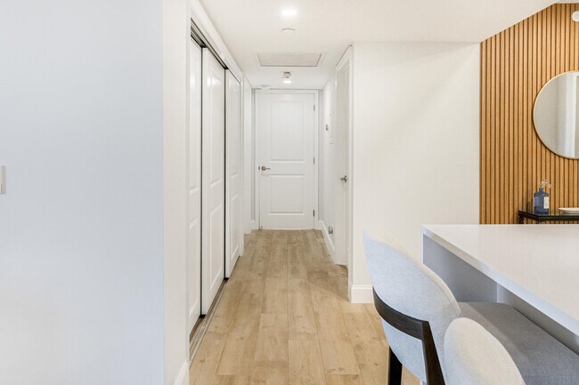 Building Photo - 4748 S Ocean Blvd
