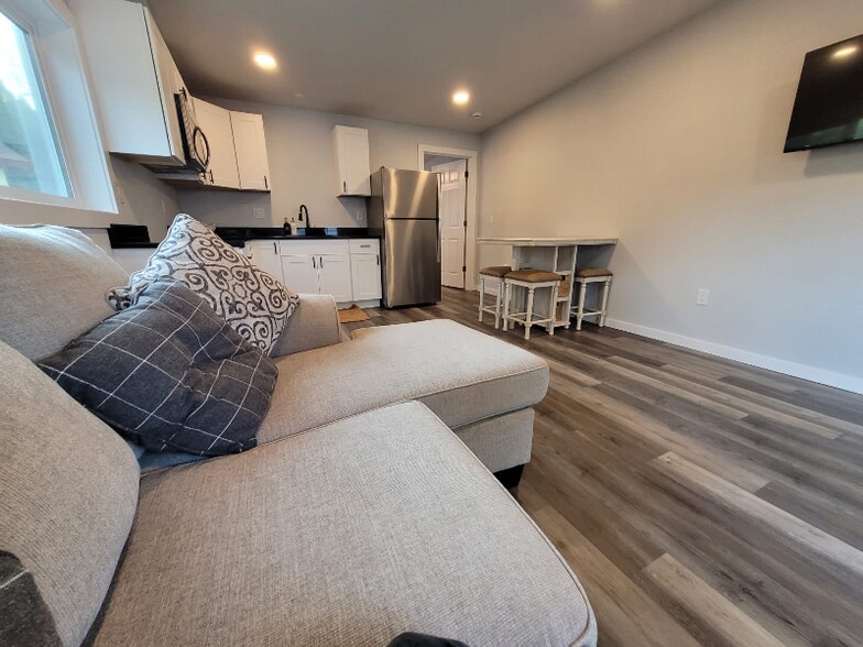 Building Photo - 3450 A G A Rd