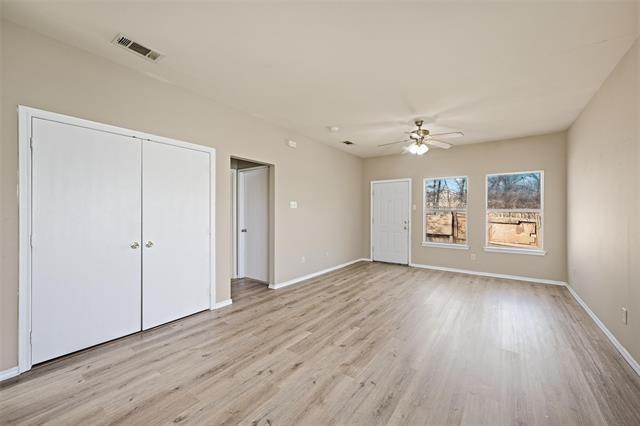 Building Photo - 5959-5961 Robinwood Ln