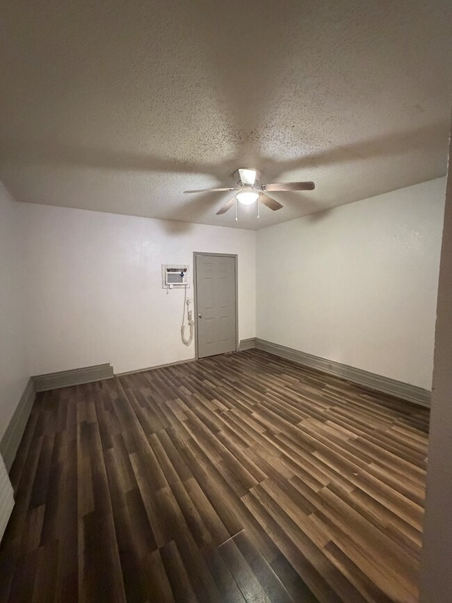 Building Photo - 4515 Monty Dr