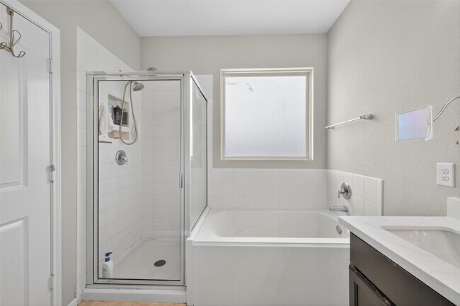 Building Photo - 20415 Summer Jasmine Way