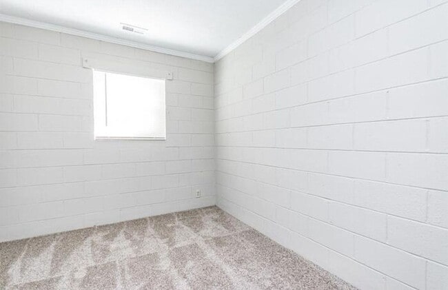 Building Photo - COMING SOON !!! | Just Minutes from Downto...