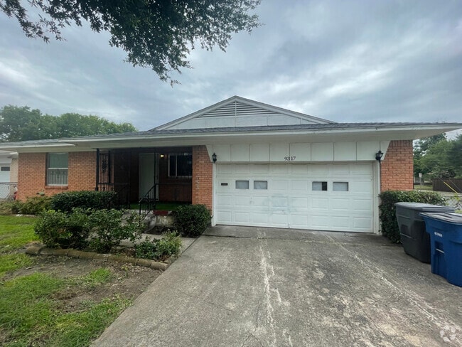 Building Photo - 9317 Rustown Dr