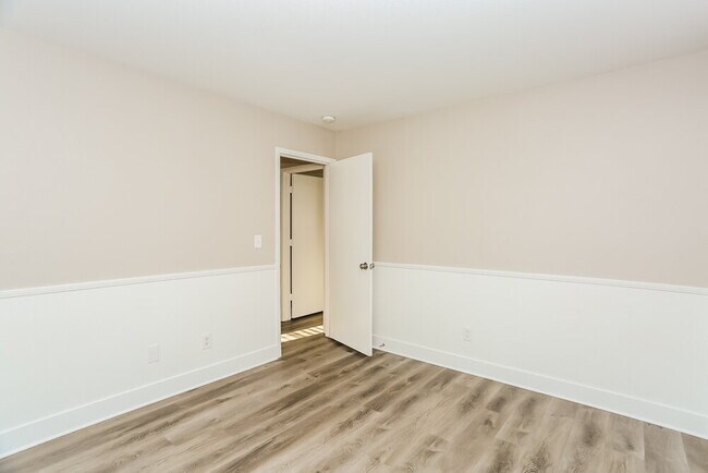 Building Photo - 8433 Warthen Meadows St