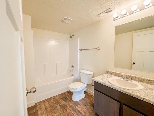 Building Photo - 531 S 850 E
