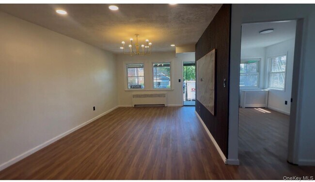 Building Photo - 3523 Laconia Ave