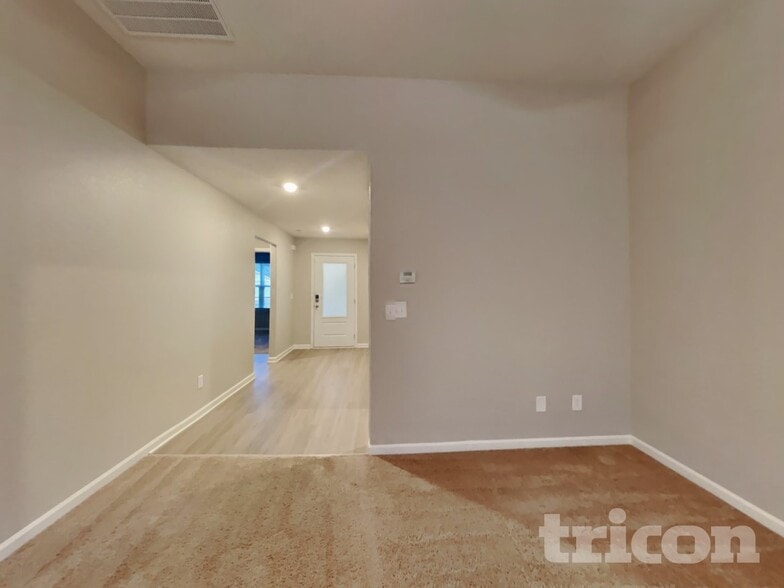 Building Photo - 59 Ivy Bank Dr