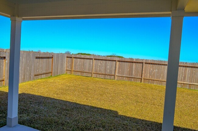 Building Photo - 3550 Paganini Pl