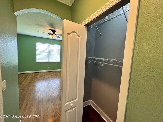Building Photo - 1874 Bermuda Ct