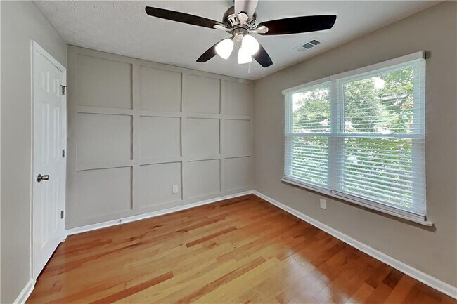 Building Photo - 2920 Summit Point Ct