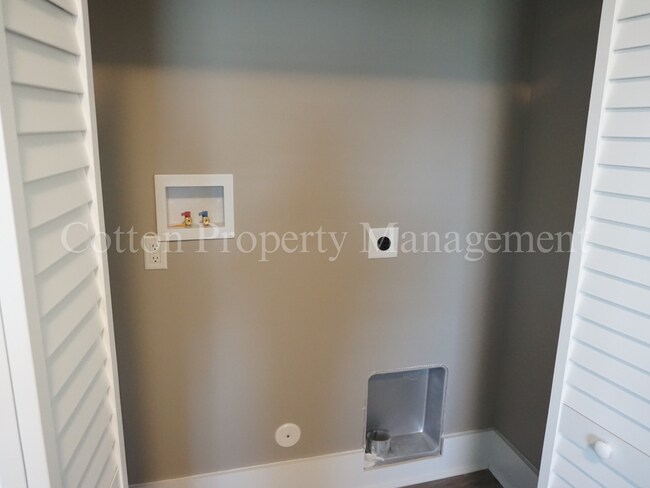 Building Photo - 2BR/2BA Home in Downtown Wilmington / $1,6...