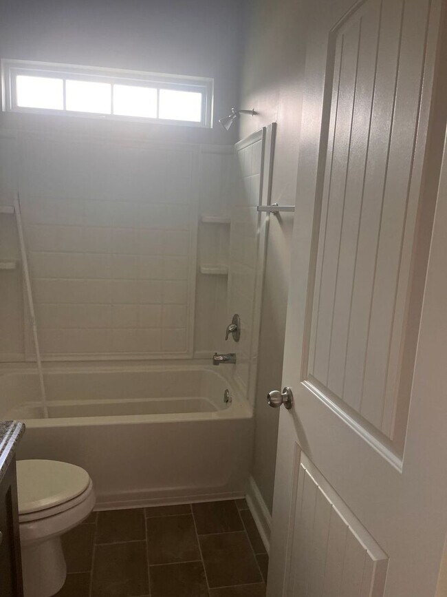 Building Photo - 128 Brasher Dr