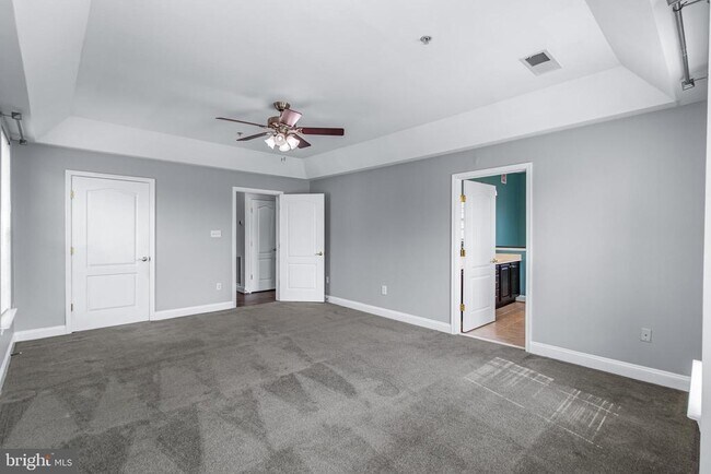 Building Photo - 5900 Great Star Dr