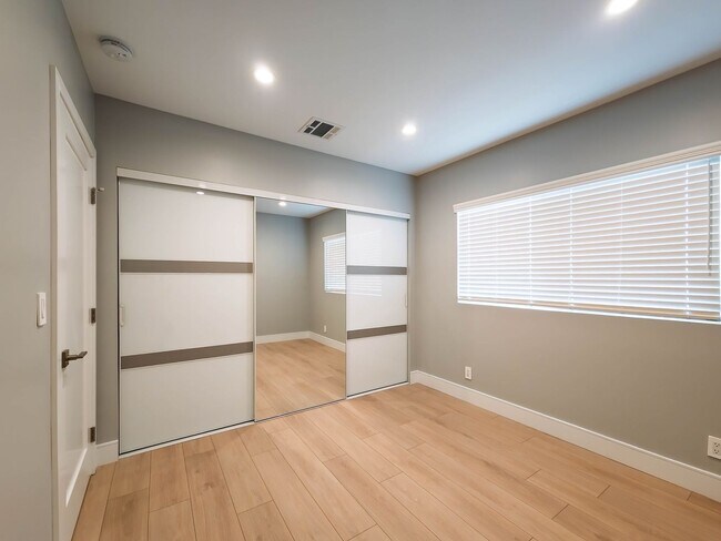 Building Photo - High-End Living Starts Here – Custom Finis...
