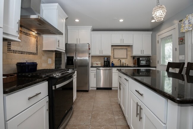 Building Photo - 8253 Karlov Ave