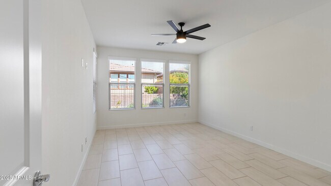 Building Photo - 13204 W Via Dona Rd