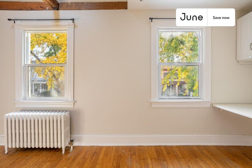 Building Photo - 1443 Parkwood Pl NW