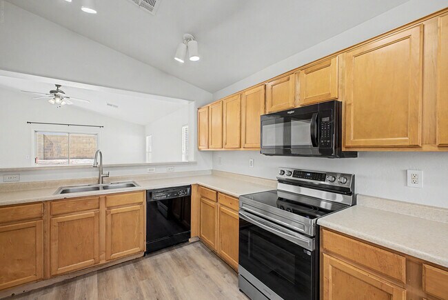 Building Photo - 22820 W Papago St