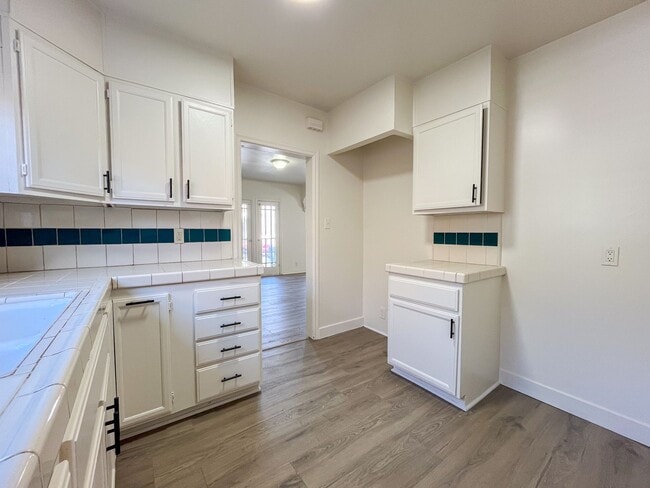 Floorplan - 1450 W 39th St