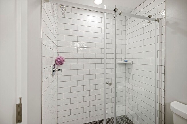 Building Photo - Totally Awesome in Trinidad! 3 bed + 2.5 BA on 2 levels